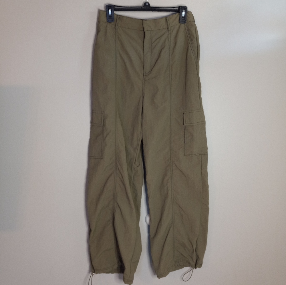 Olive green cargo joggers